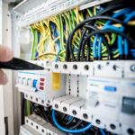 Mengatasi Permasalahan Teknologi yang Kompleks: Pentingnya Peran Pakar IT